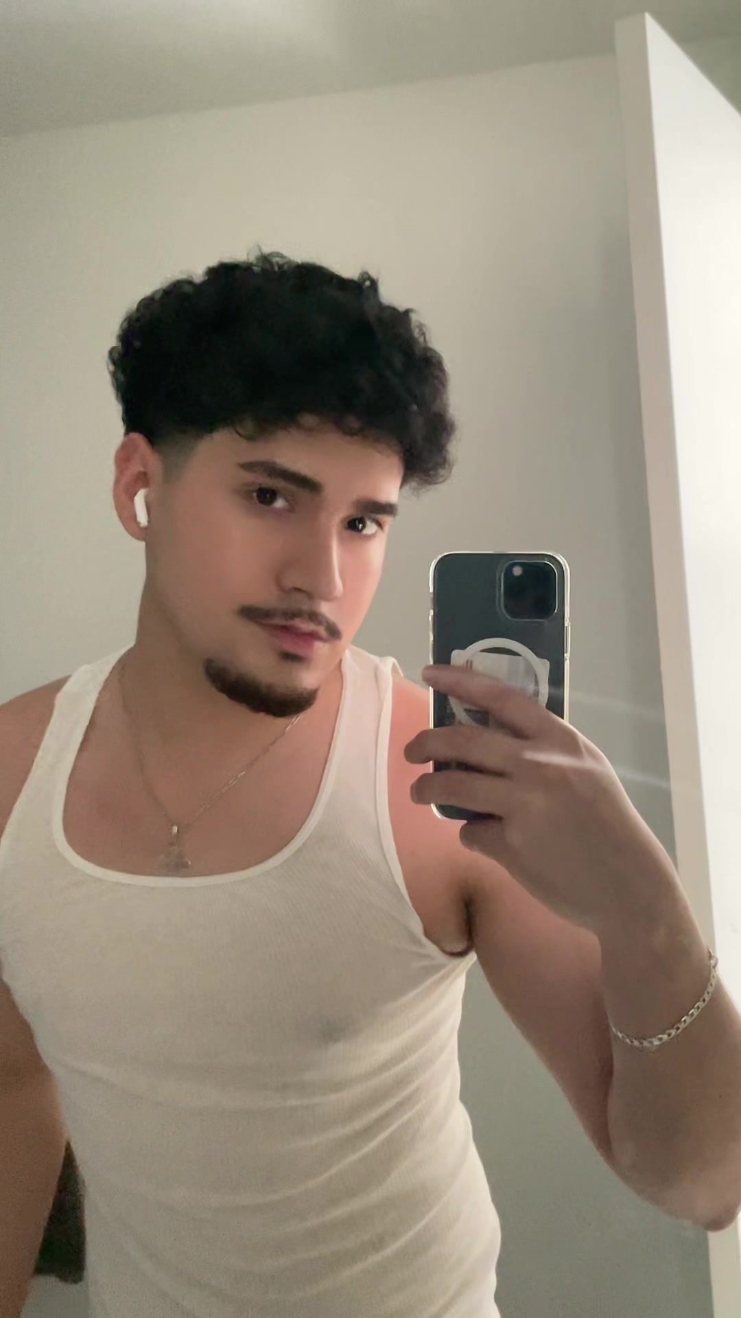 @BiLatinKen
