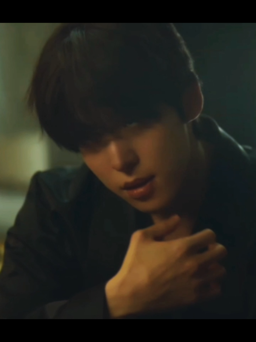 @Yunho Golden Boy
