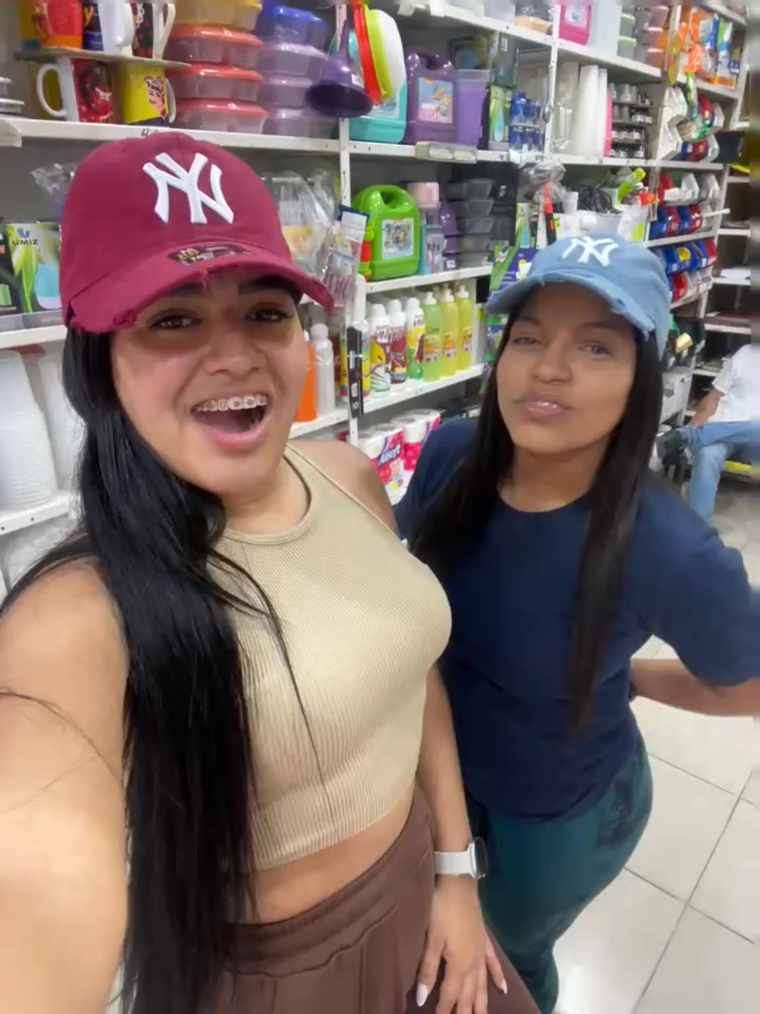 @JohaxisM