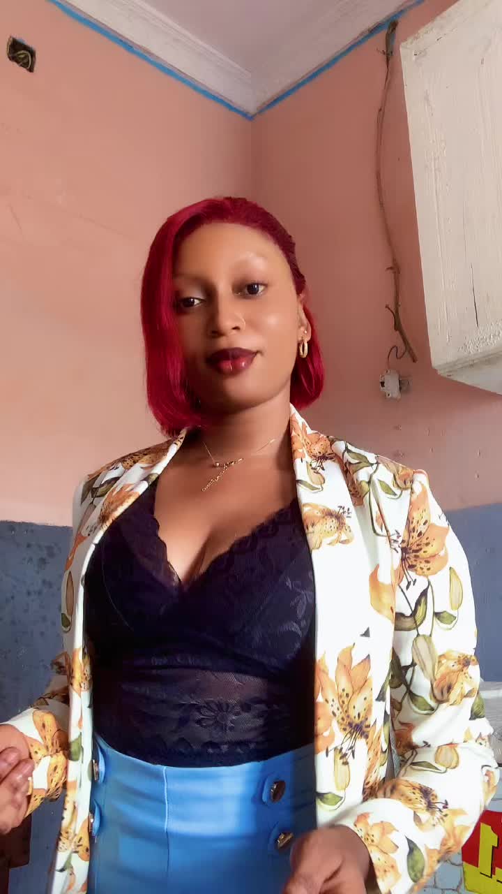 @Ra&iuml;sa la fraise 🍓&hearts;️🥰😘
