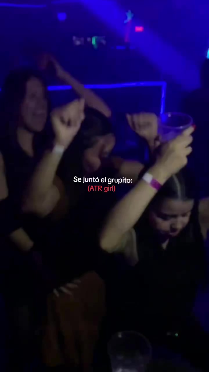 @Bogii