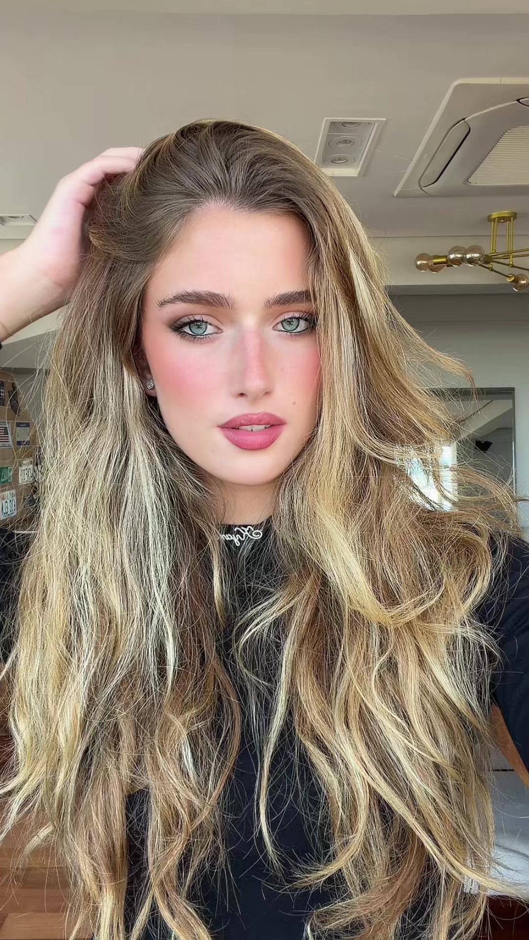@KYARA KOGUT