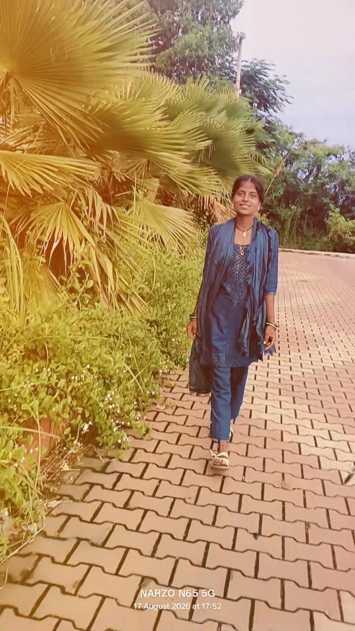 @sahani queen 👑👑💖 💖❤️