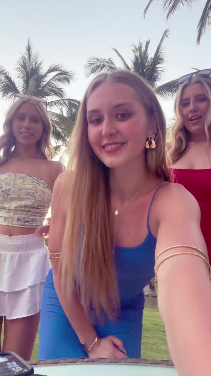 @sophiaaa
