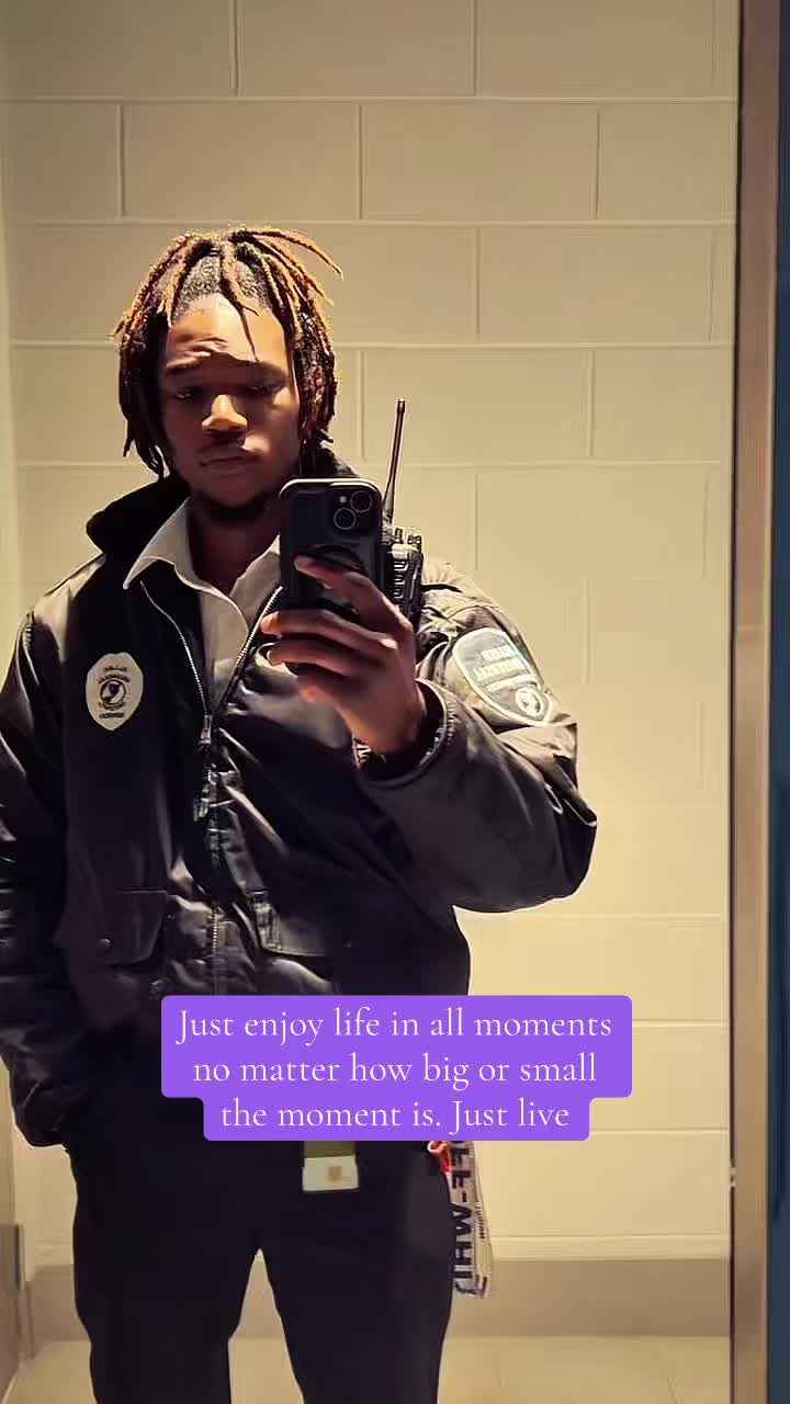 @ASTROWRLDDEE