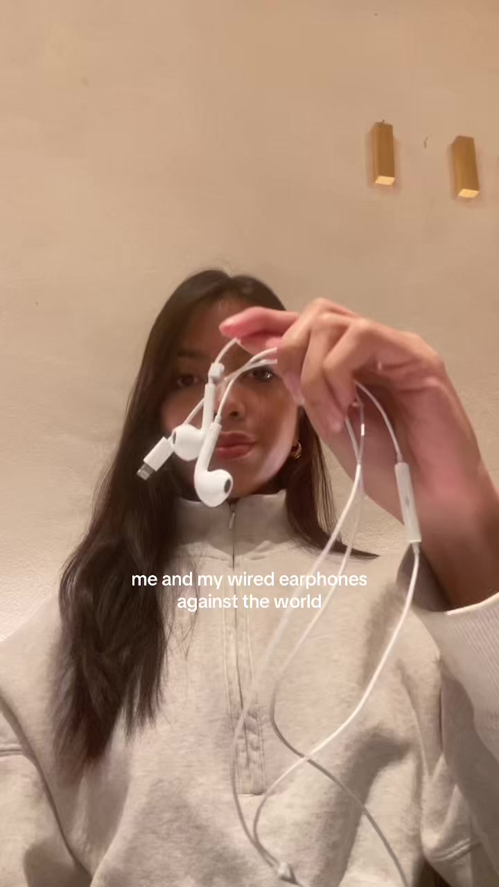 @gnelyelhsa_