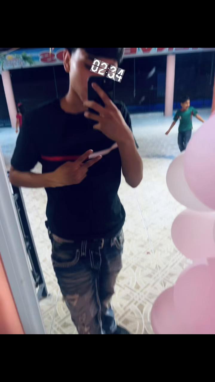 @Ángel_12