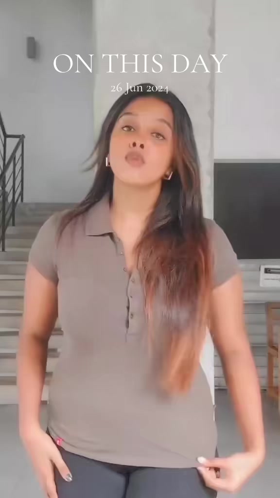 @MELANY🧋