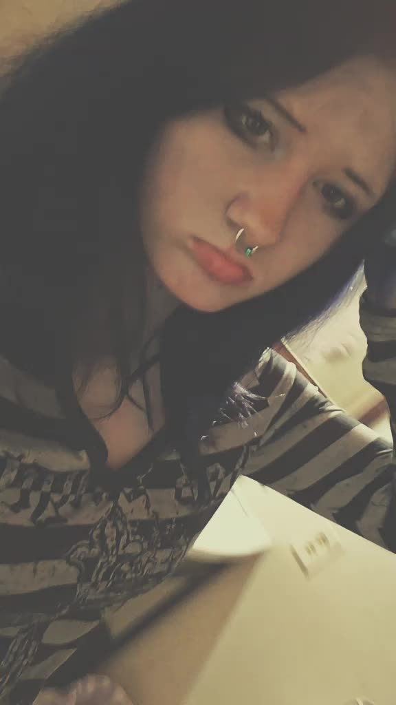@_ansleigh.sk8_illit_