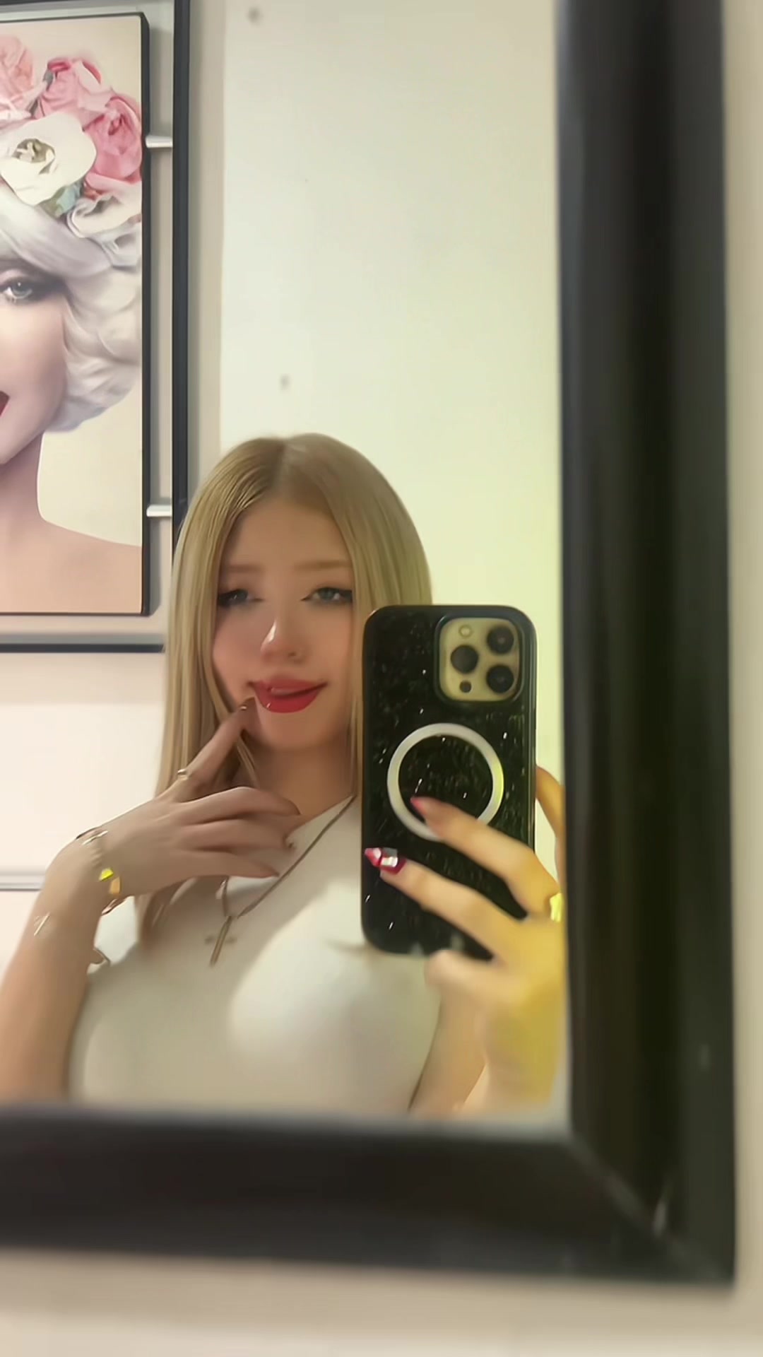 @𝐸𝓁𝒾𝓏𝒶