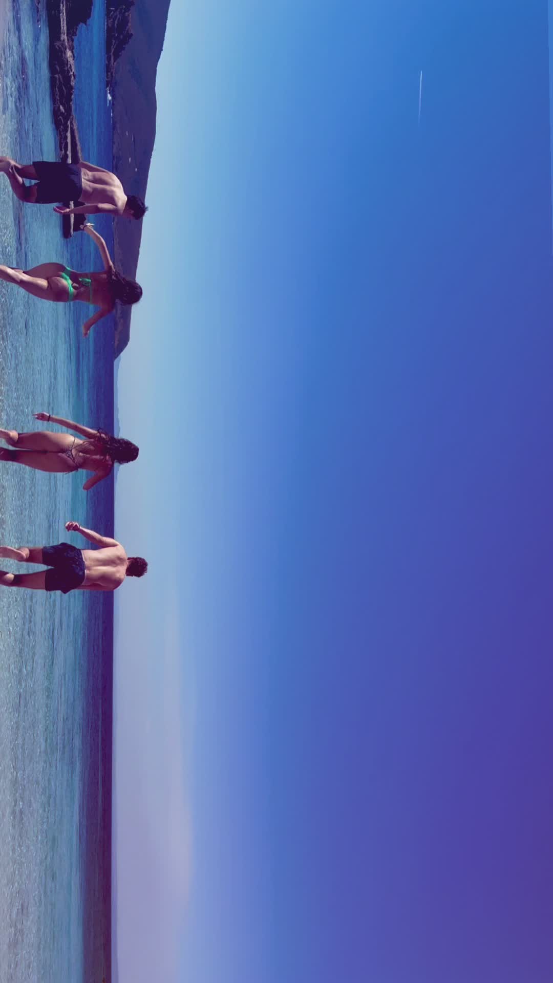 @elenargiolas