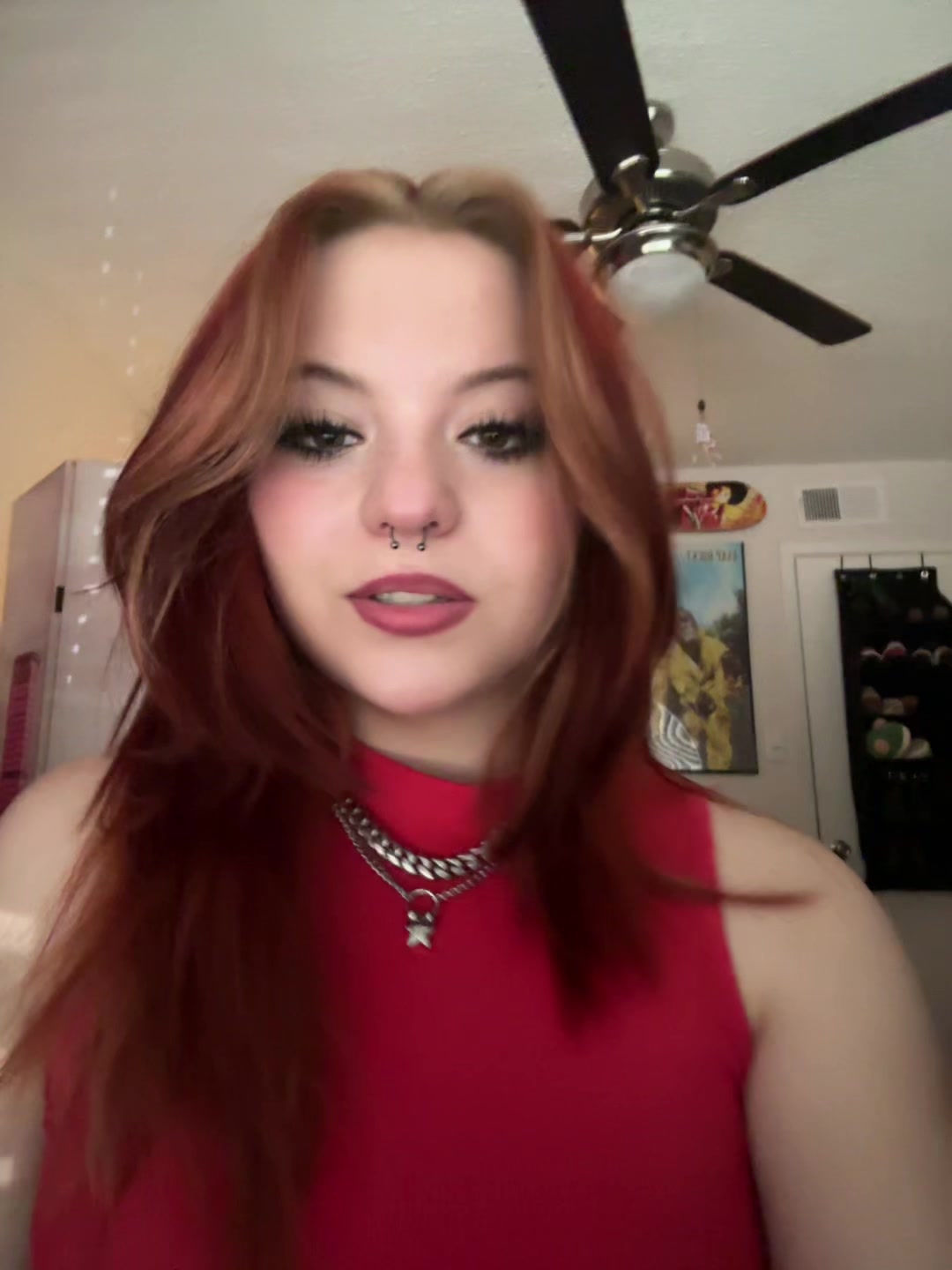 @:3