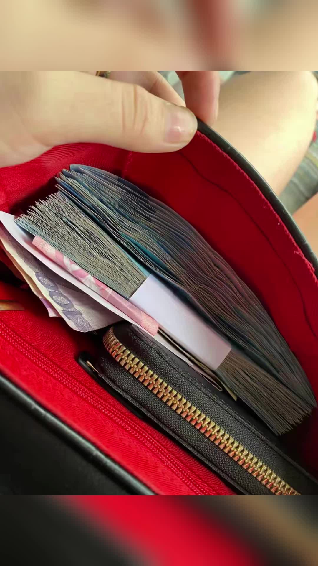 @Hoài Thương🇻🇳💵