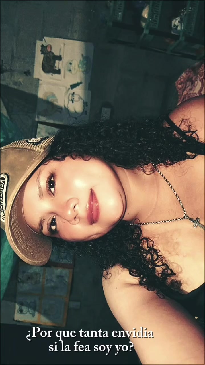 @S A R A &Iacute; 👸