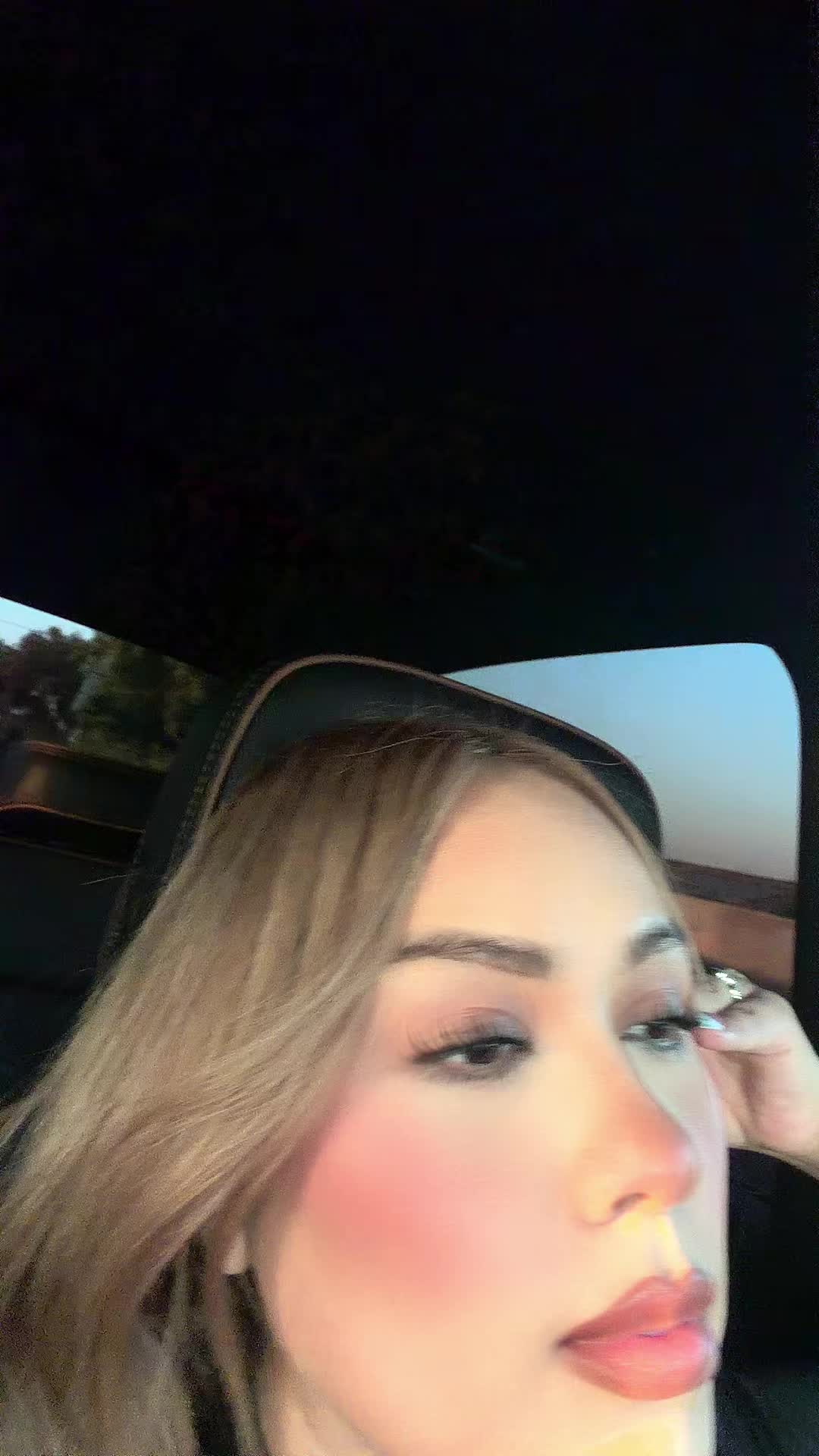 @lachula1605