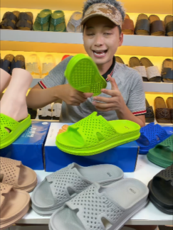 @HẬU Bán Dép