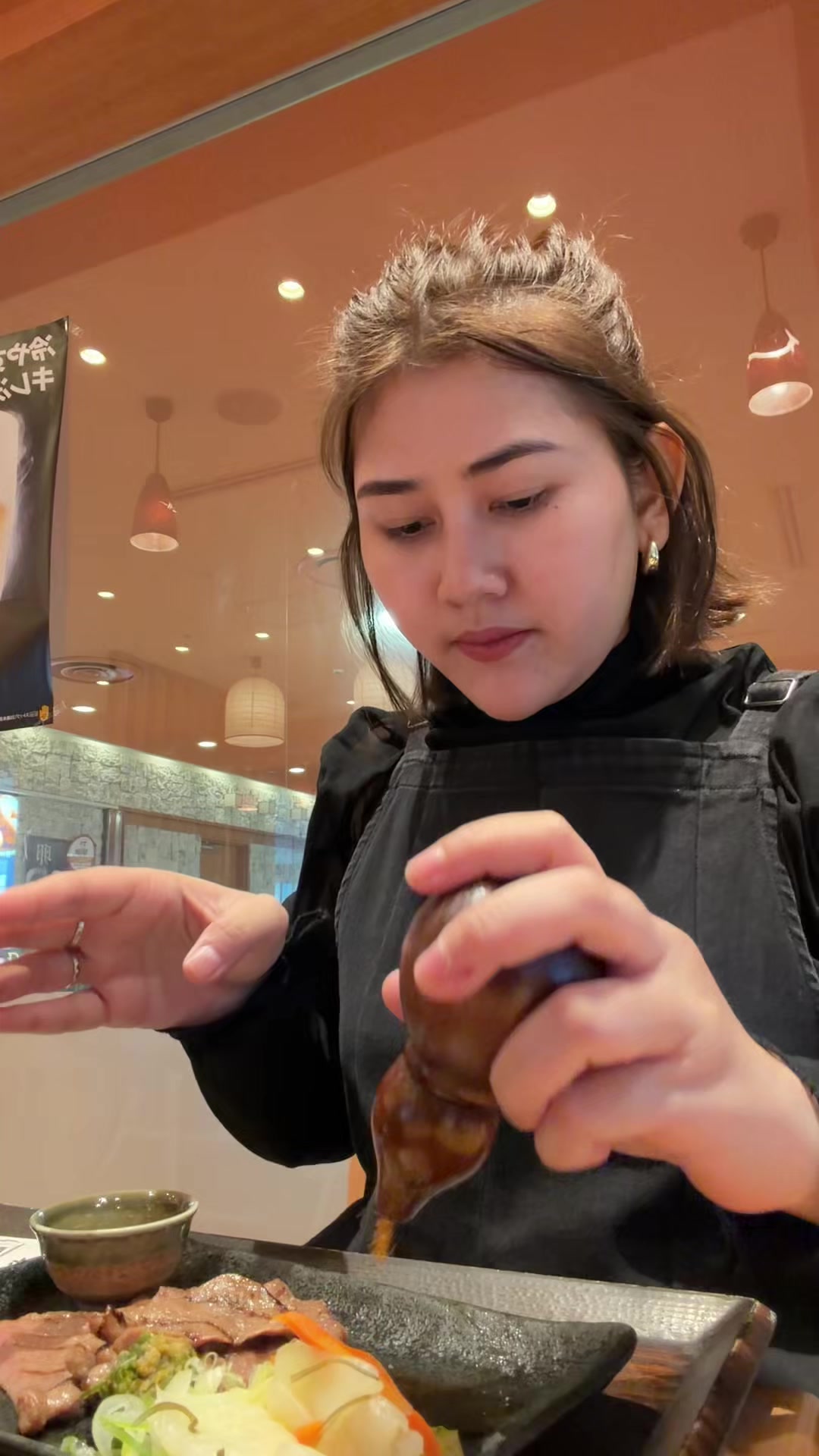 @chintyaamelia