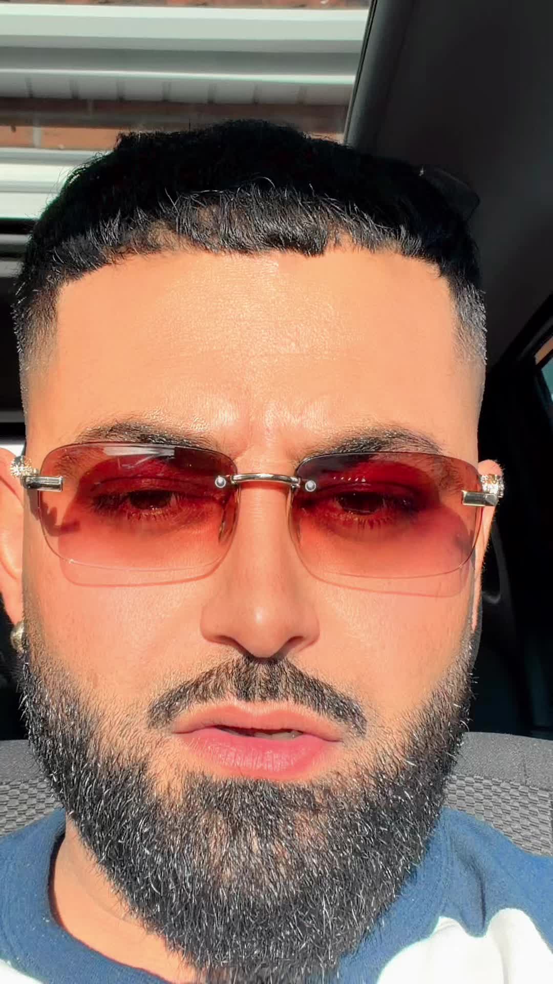 @𝐇 𝐨 𝐧 𝐞 𝐲