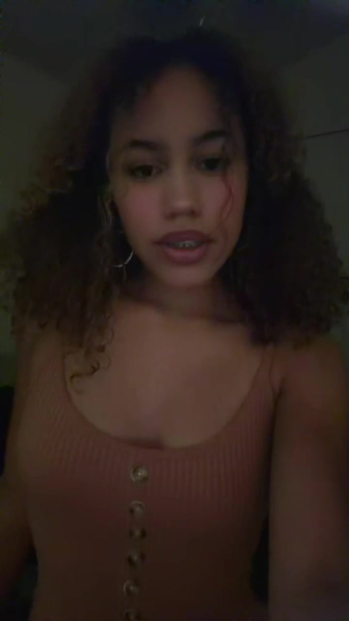 @Nique 🥰🖤