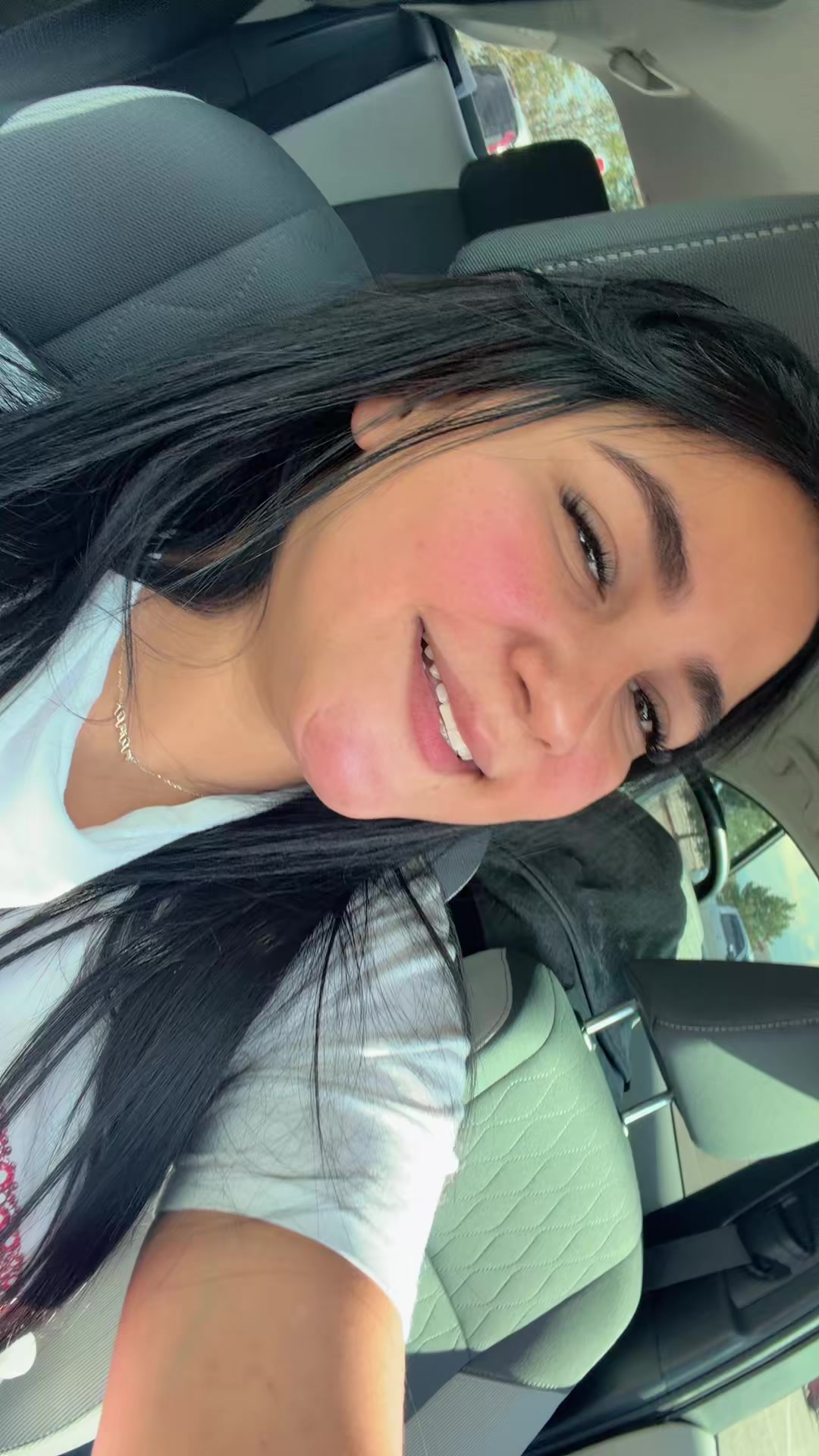@🦅Yorbe👑Kiara🐣