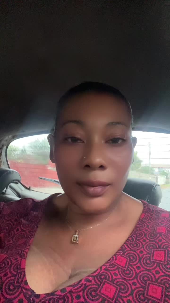 @Darlinggirlbello