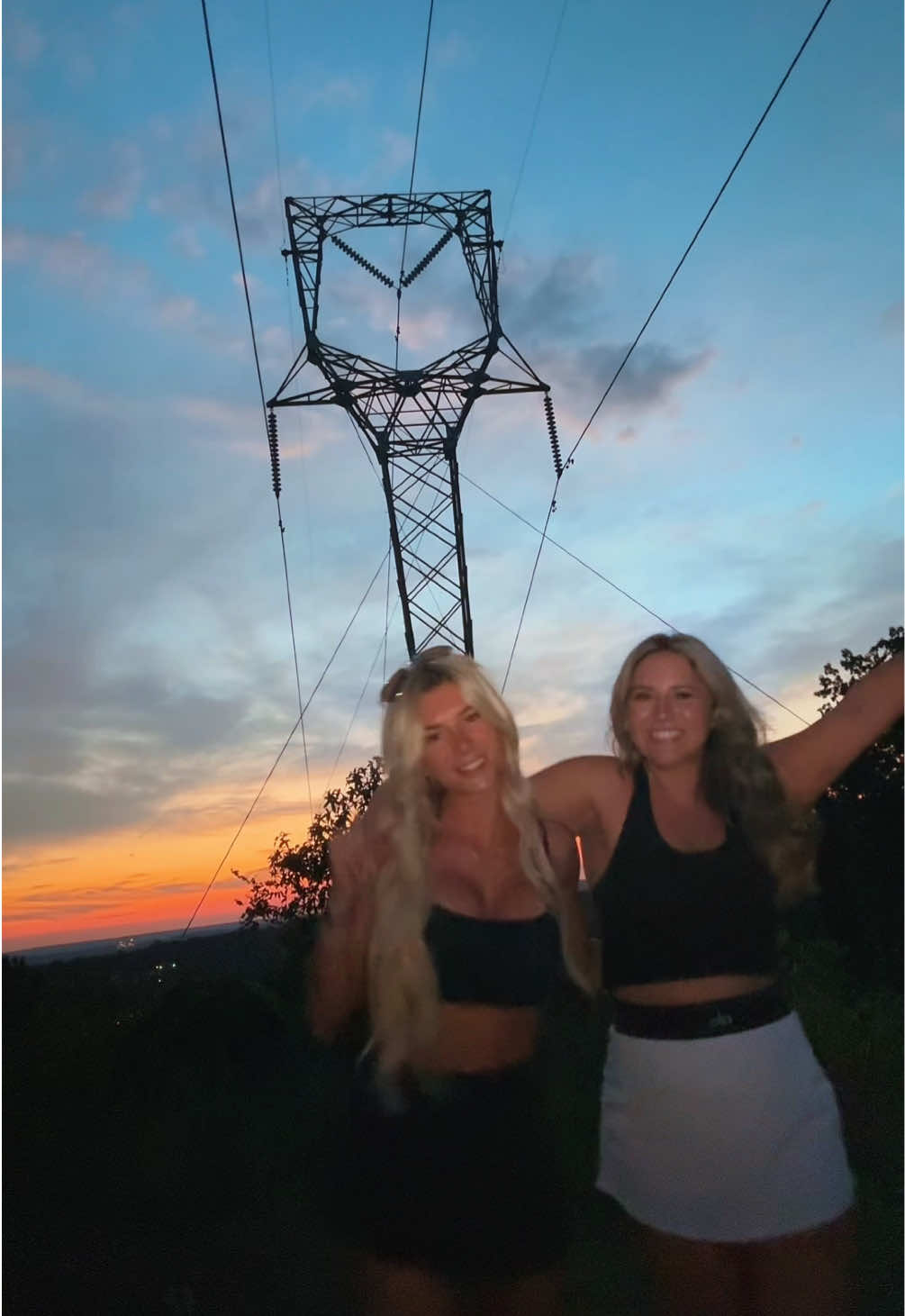 @Ella 💛