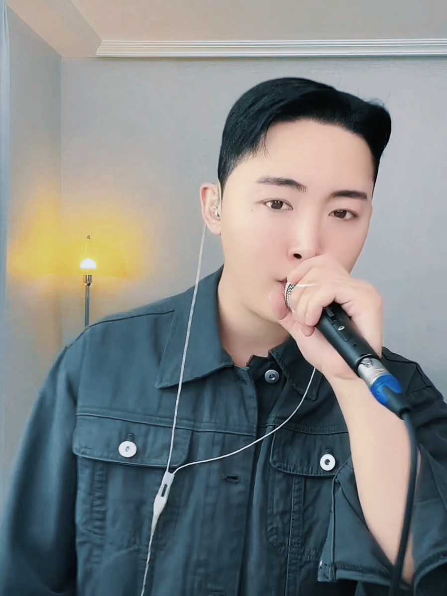 @🖤˚⋆선샤인⋆˚☀️
