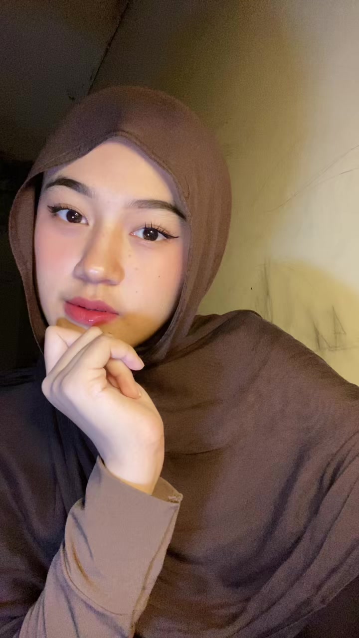 @zihaann