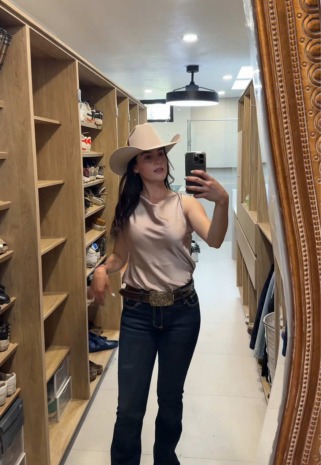 @Melissa Borrayo🤠