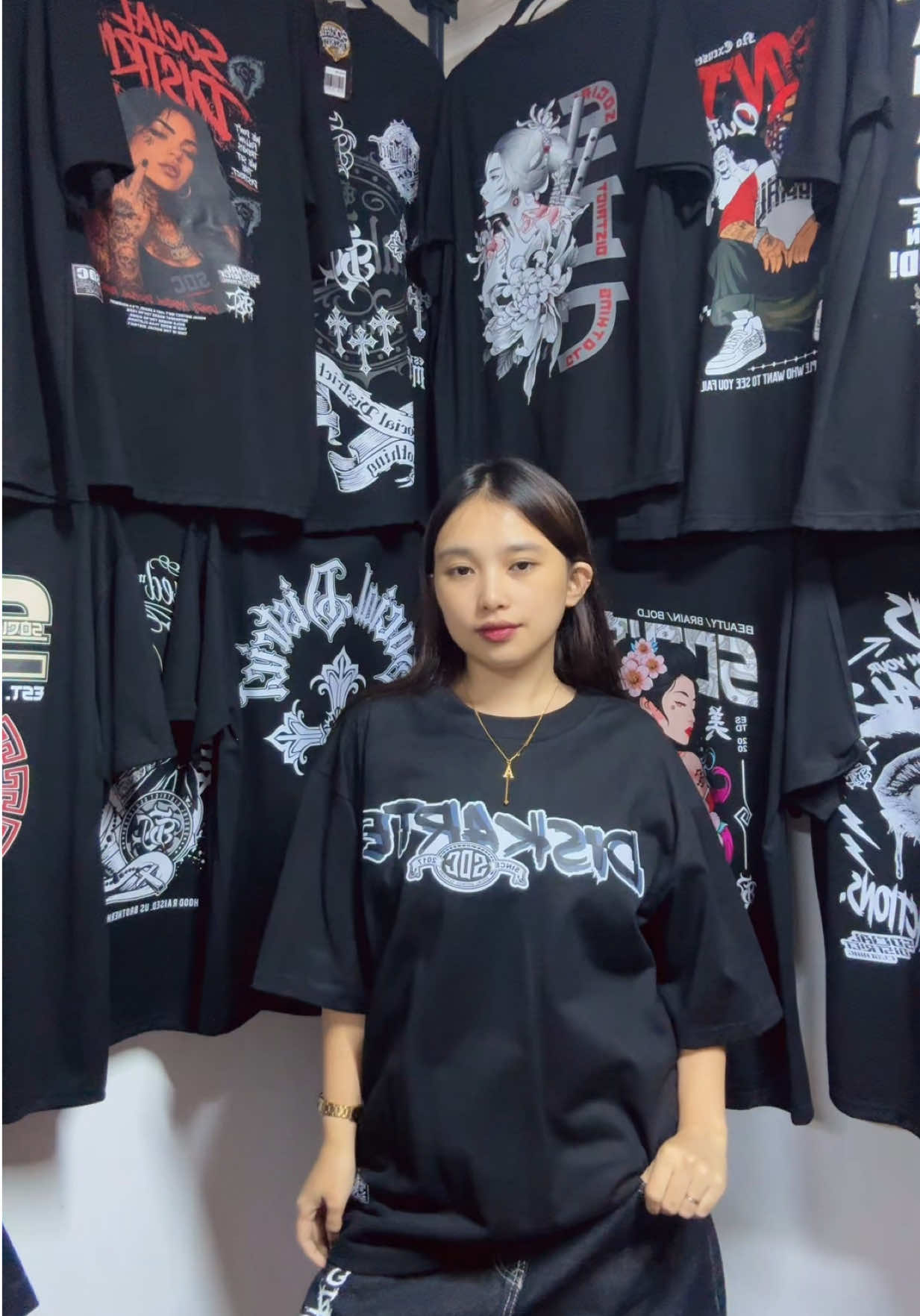 @SOCIAL DISTRICT CLOTHING