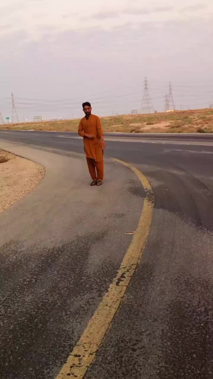@توصیف احمدصوابی وال302