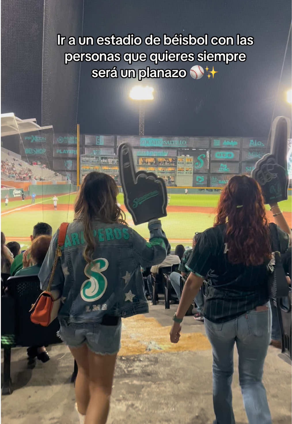 @Ana Valdes G
