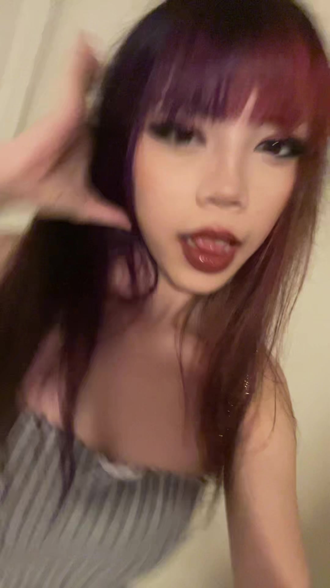 @😇
