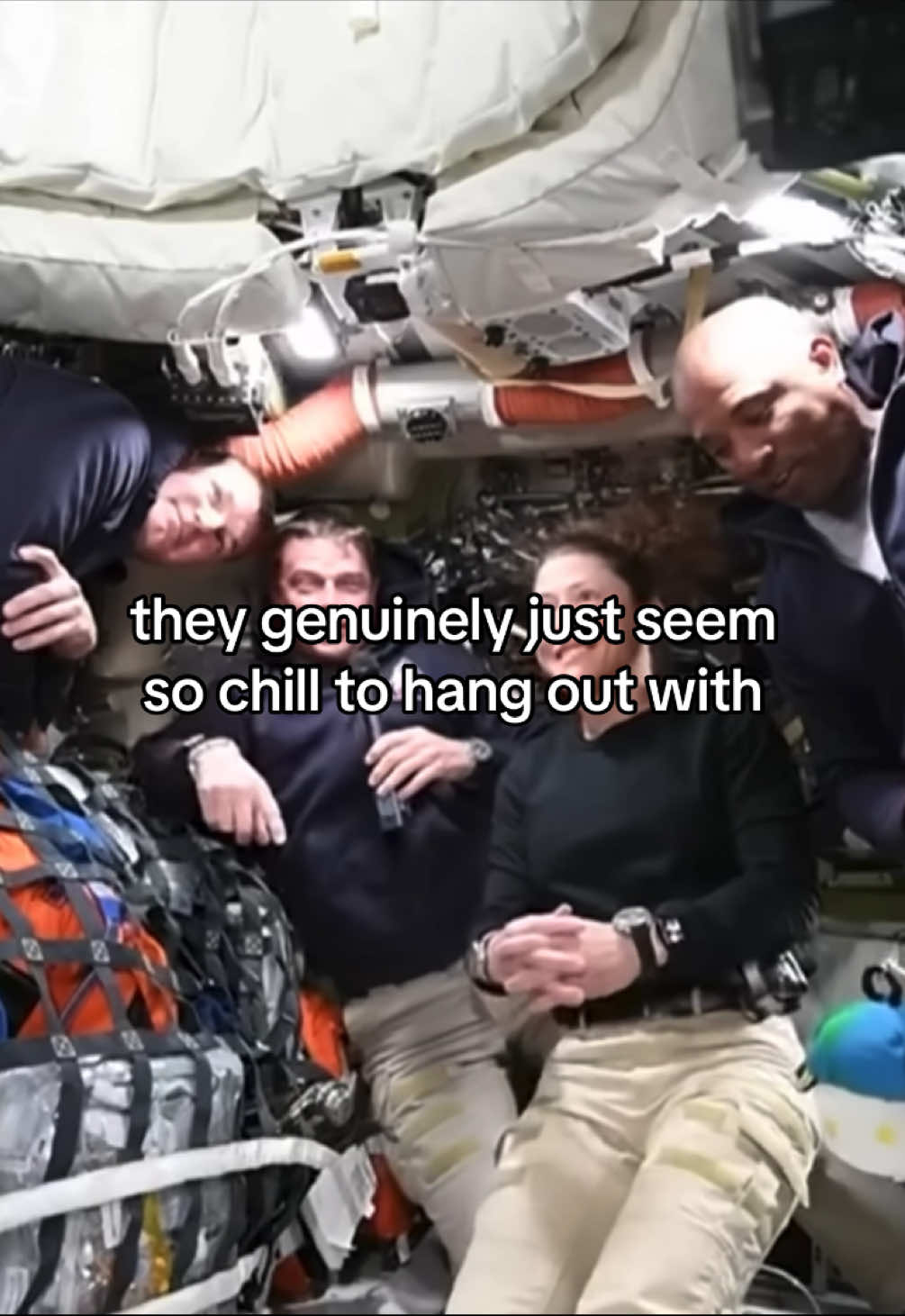 @tini🛸