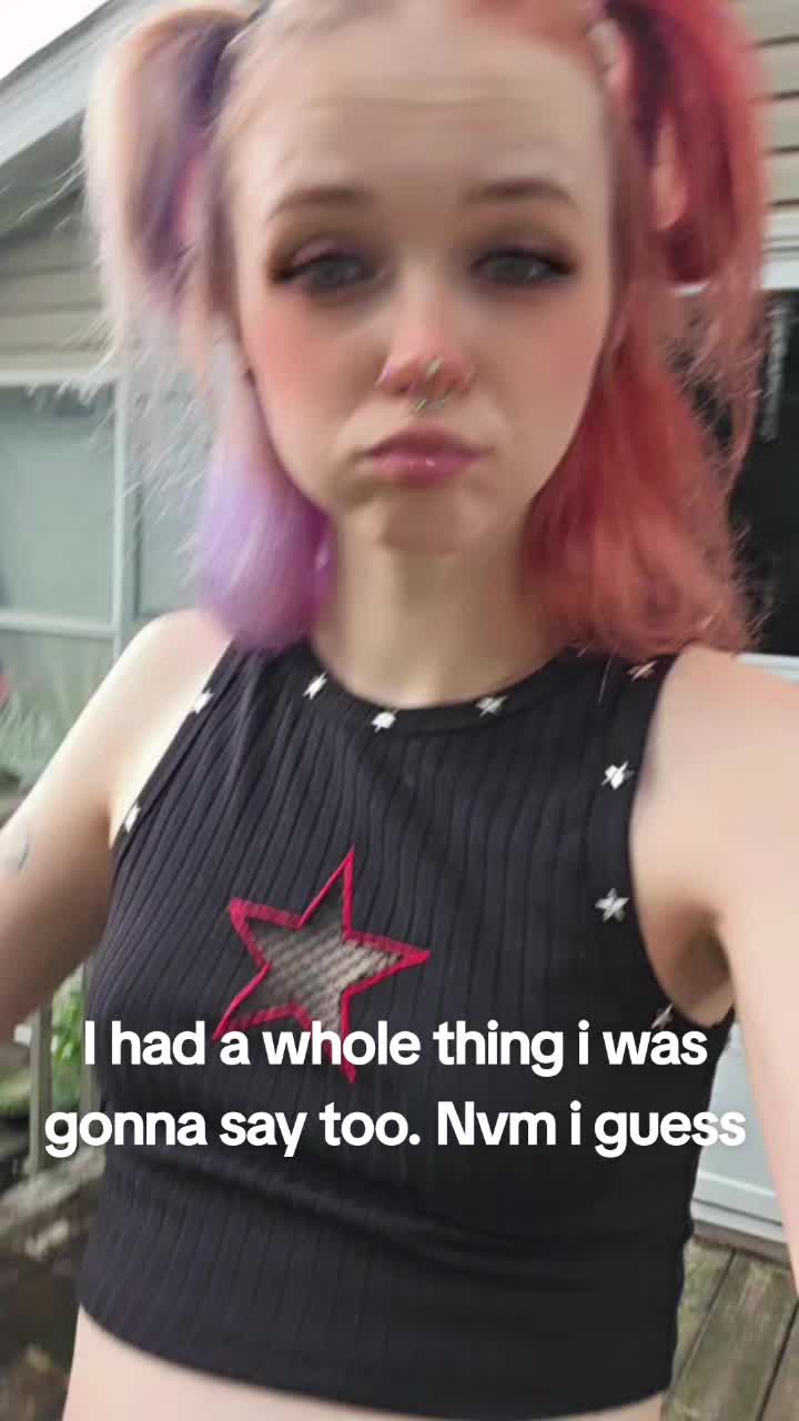 @Carebear🦋🍃