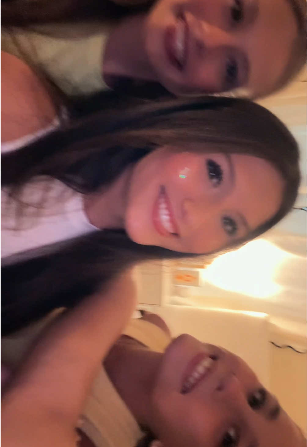 @Ella_Cooper06