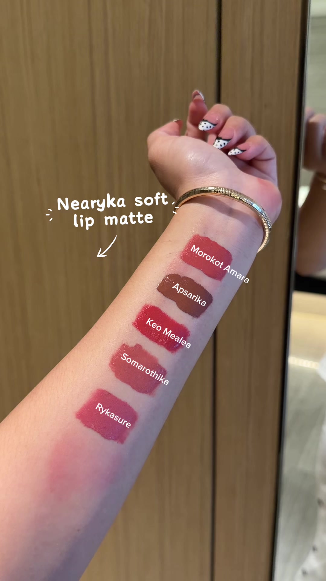 @Nearyka - នារីកា