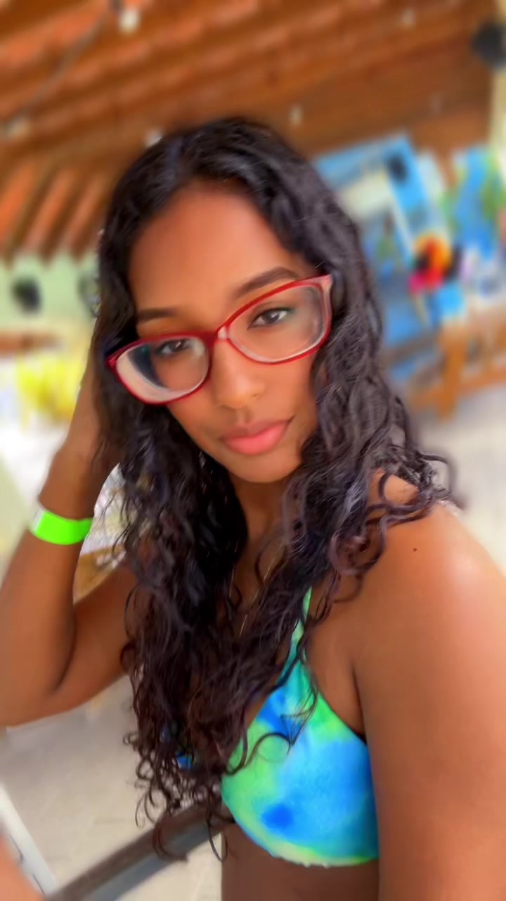 @selenafraai