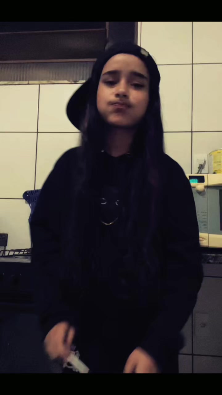 @garota mist&eacute;rio 🕵🏻&zwj;♀️