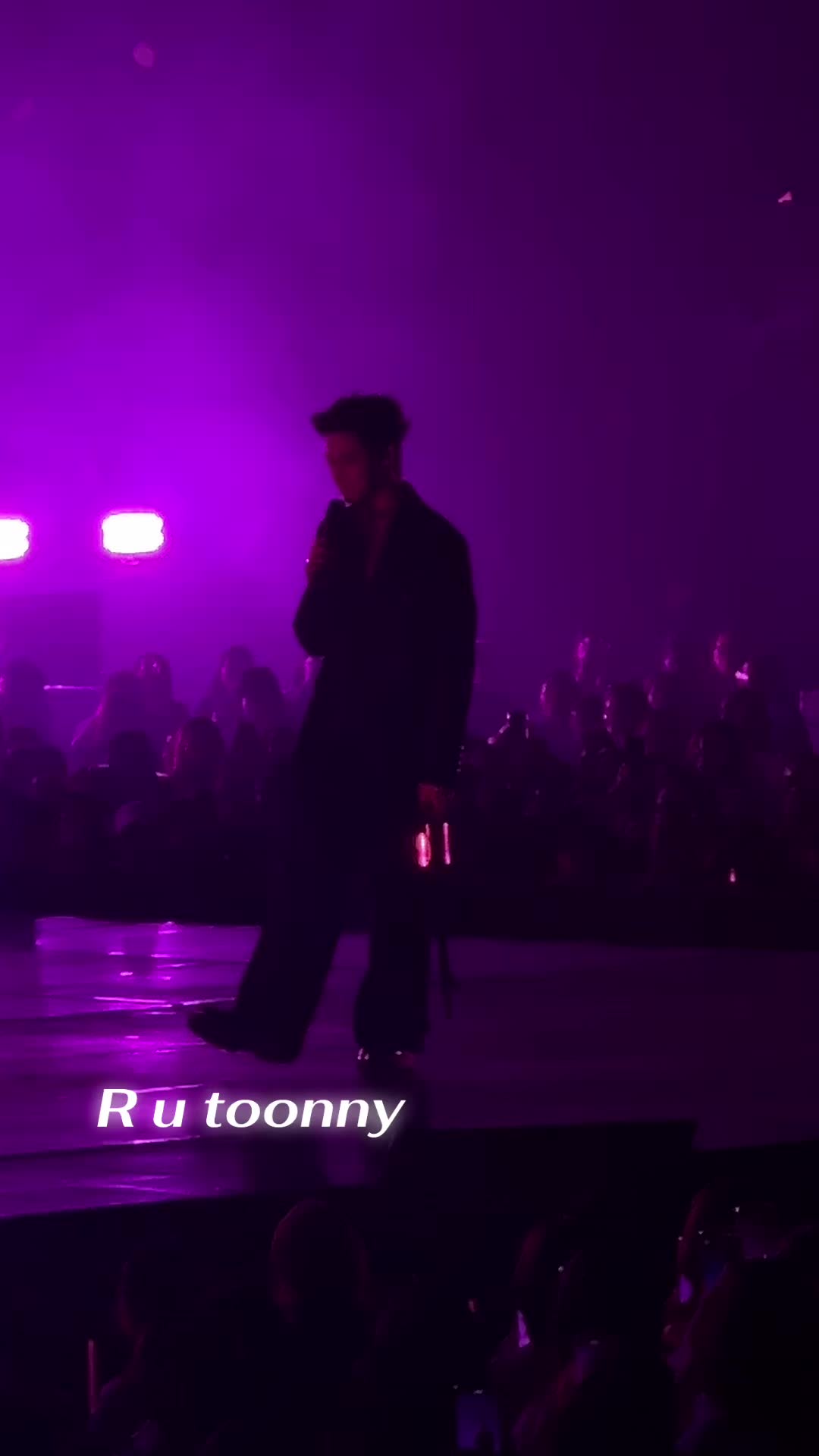 @R U Toonny