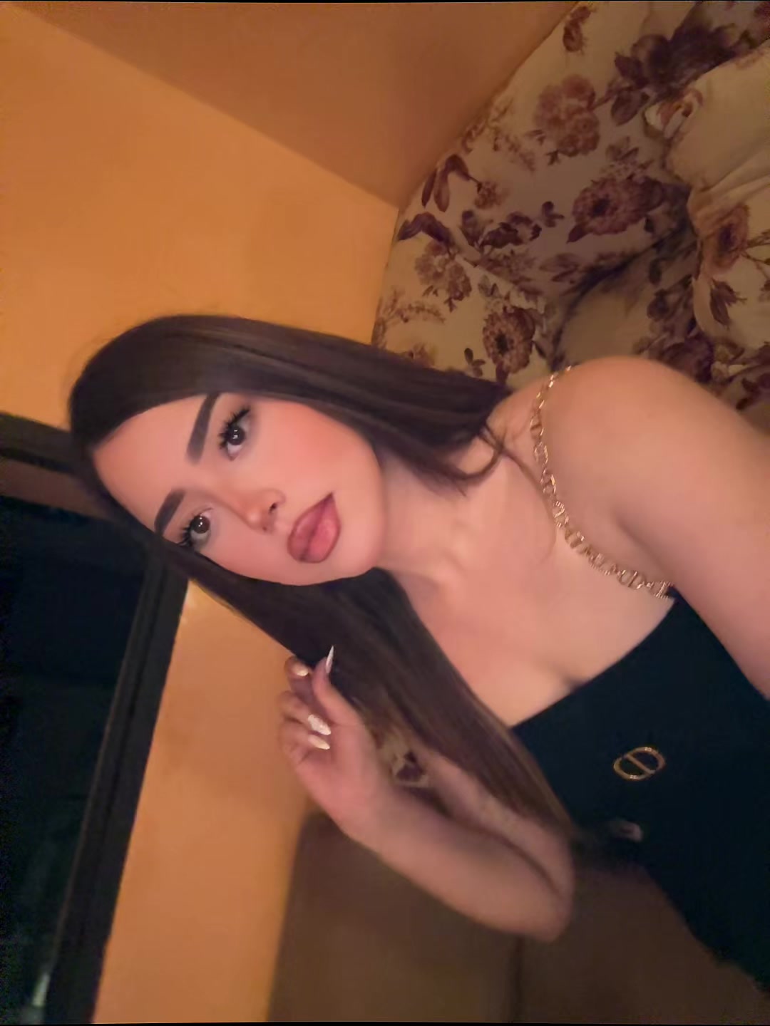 @๐ฝ