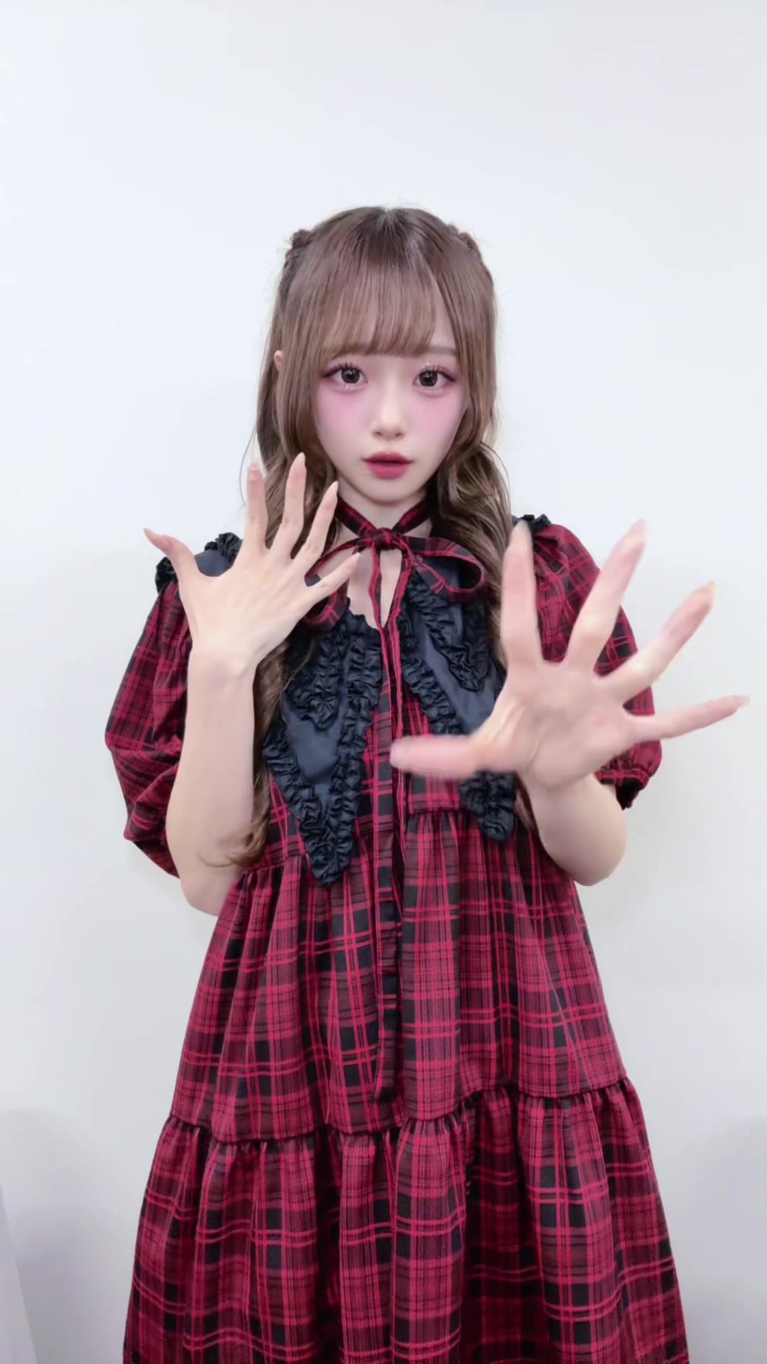 @にしのありさ