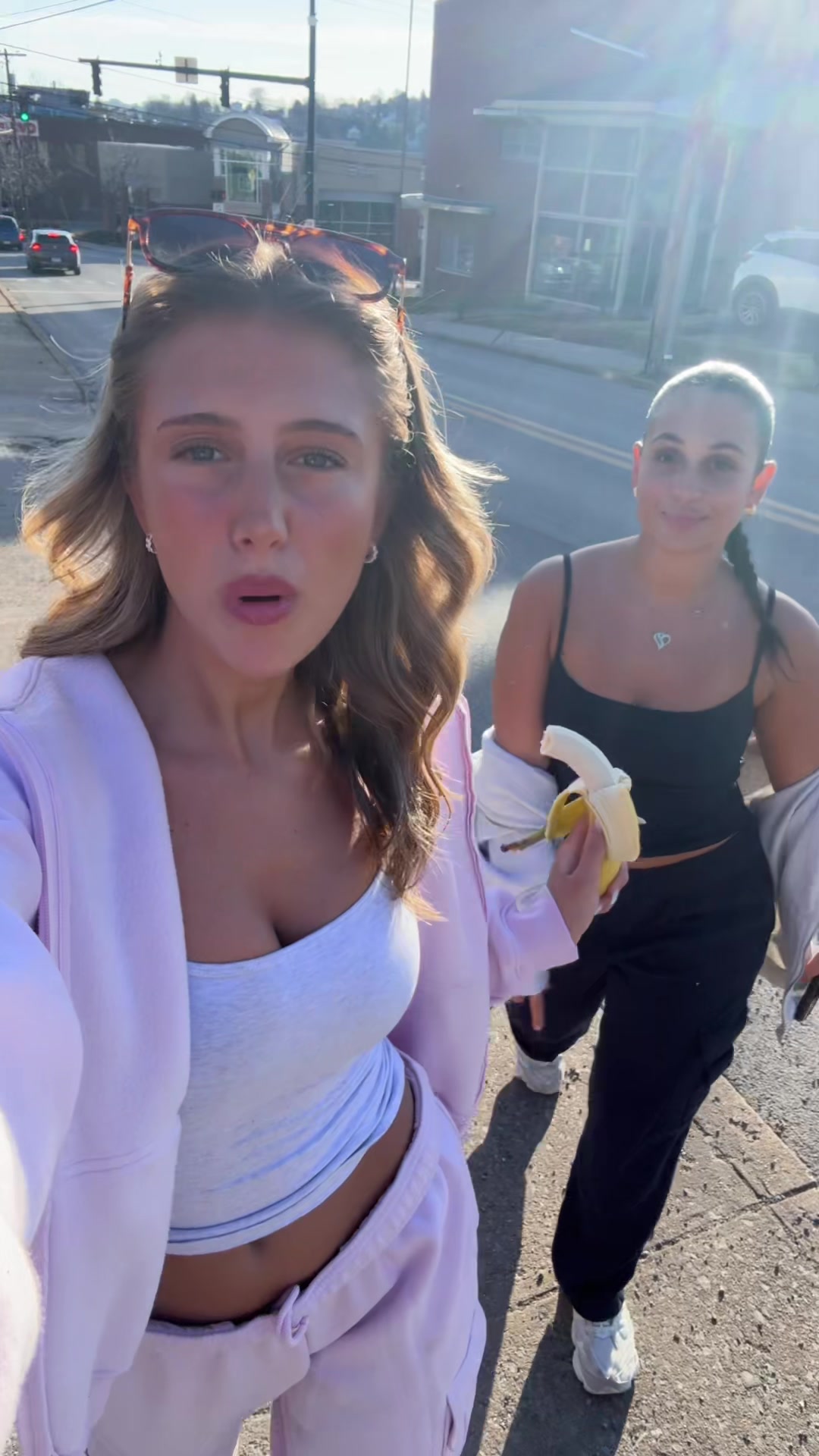 @KT
