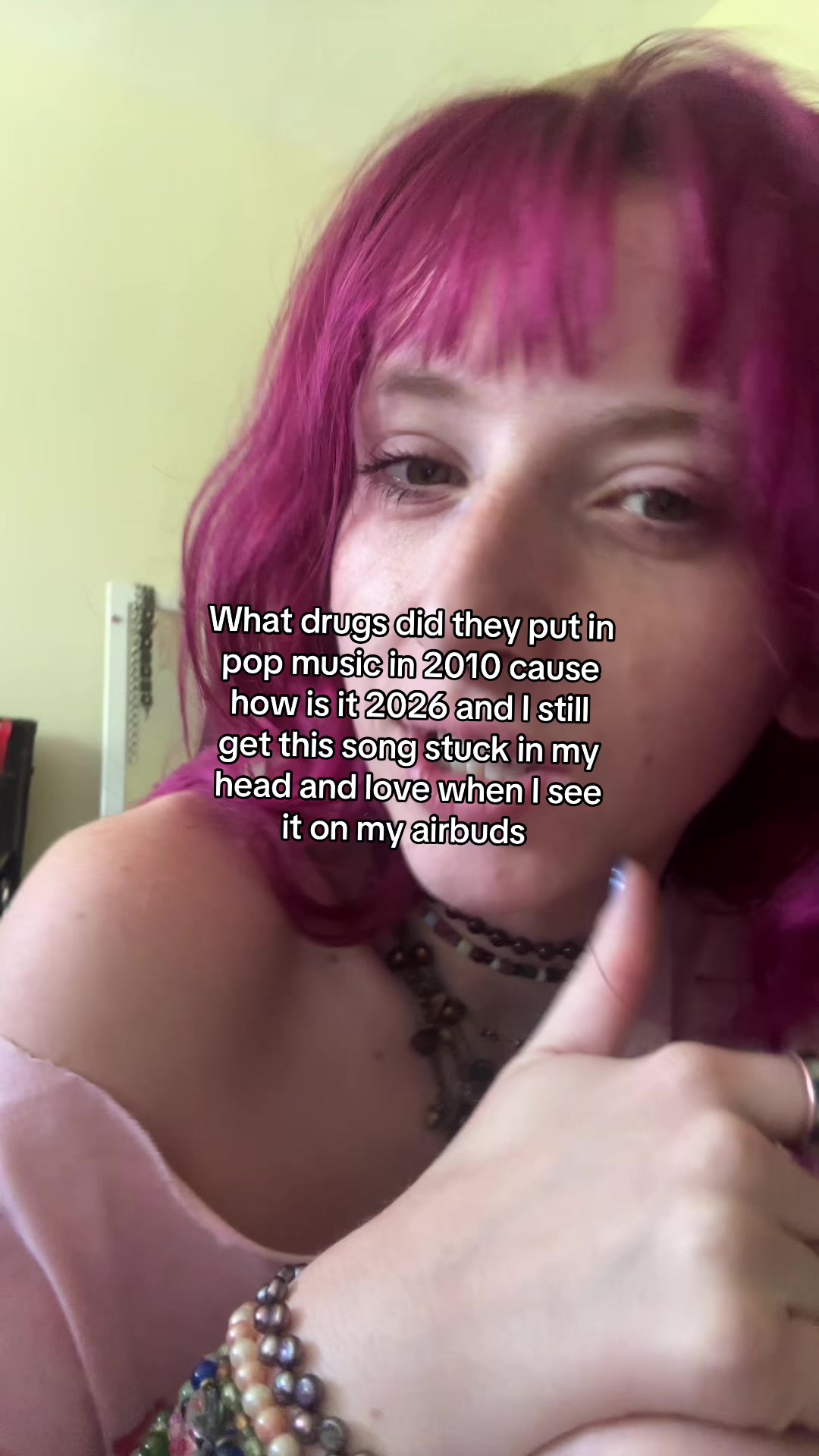 @emily.airbuds