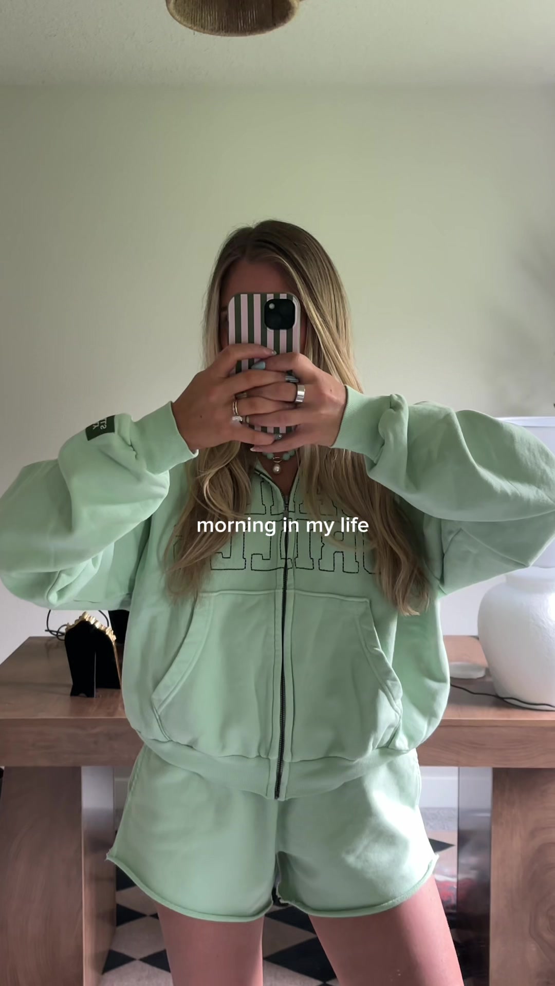 @caitlinkellnerr