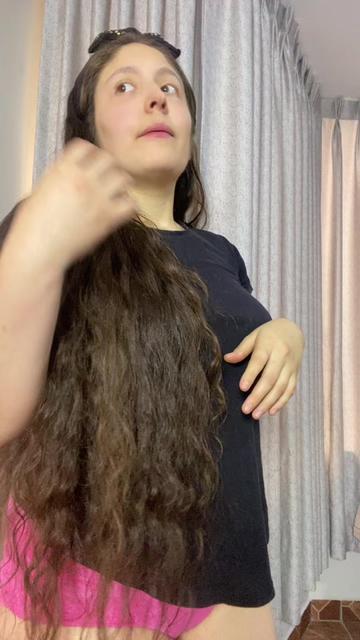 @camilareyeslara