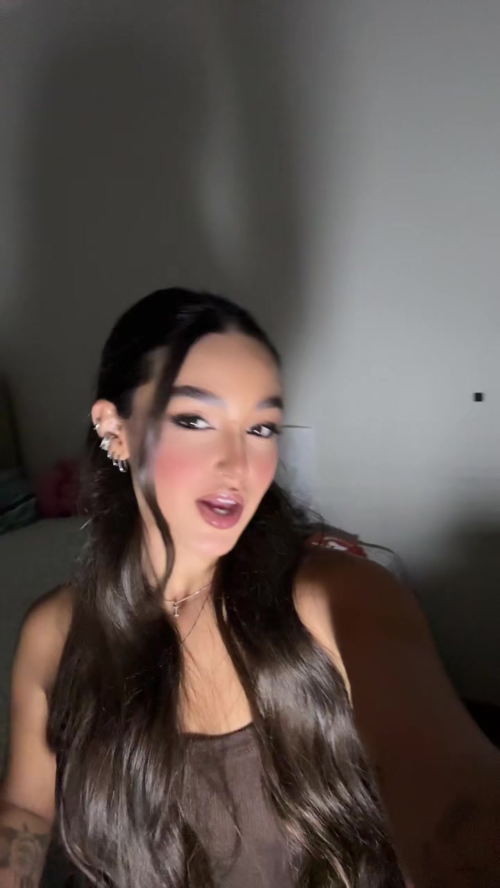 @Iara Victória