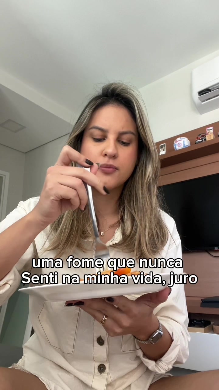 @J&uacute;lia Esp&oacute;sito