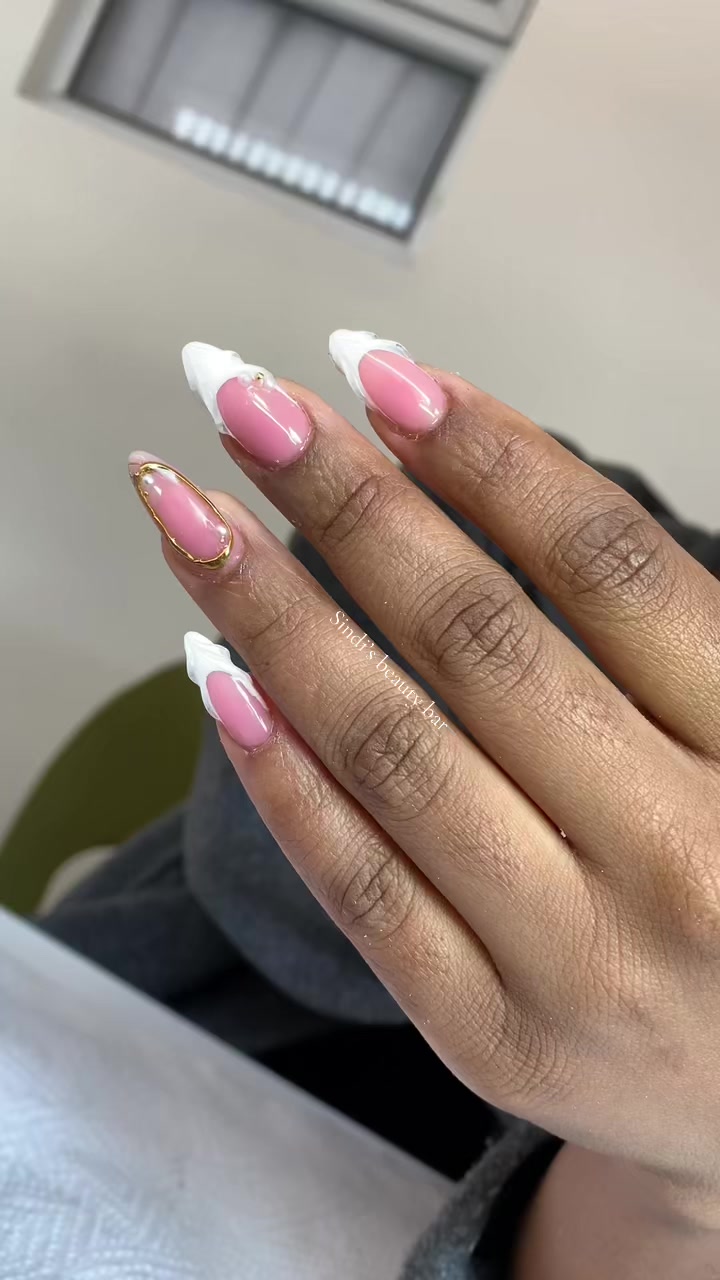 @Sindi’s Beauty Bar