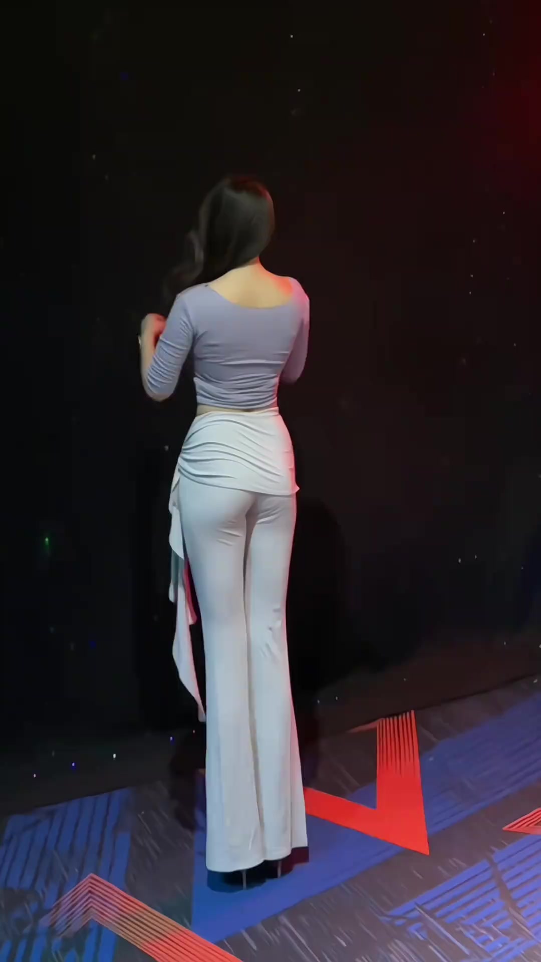 @Domi